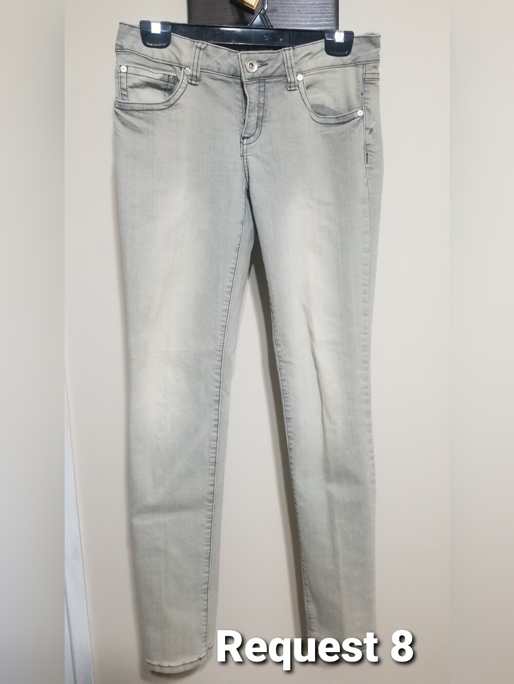 REQUEST Jean Grey Denim Skinny Size 8 Casual